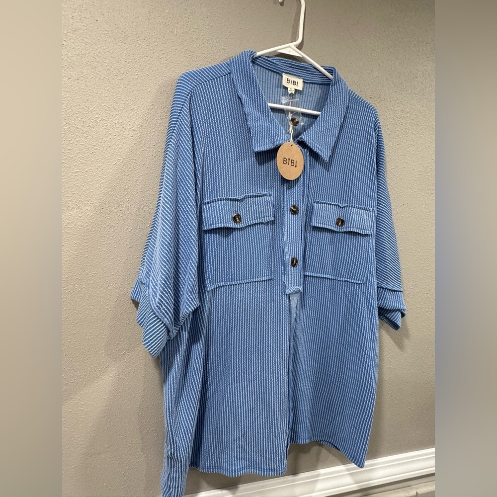 NWT Bibi Rib Buttoned Collared Top - Picture 5 of 7
